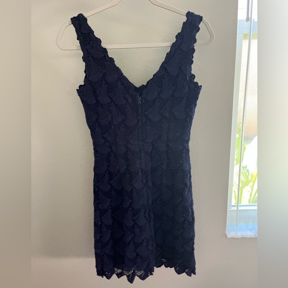 Lilly Pulitzer Reeve Dress - True Navy Sailboat- Size 4 - Picture 2 of 11